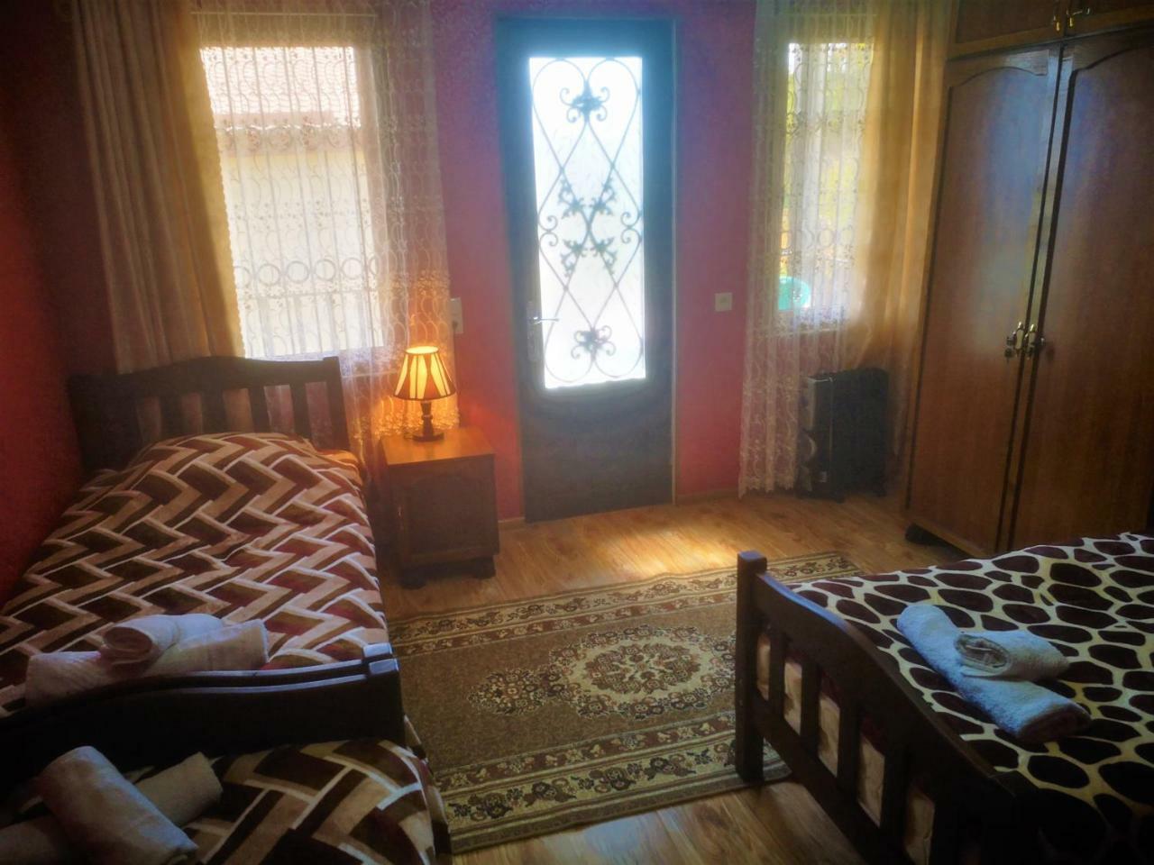 Hostel Sadu 쿠타이시 외부 사진
